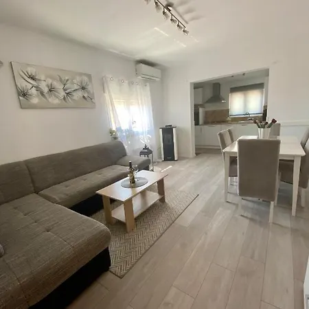 Apartment Apartman Ivica